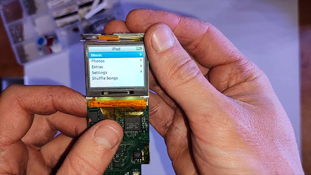 image 73 How to replace the battery on an iPod nano 2nd gen