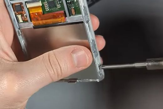 image 44 Modding the iPod Classic 7th Gen with a 5th Gen Front Plate, Bluetooth, and More