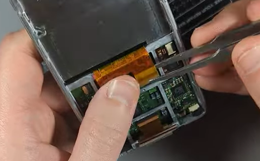 image 45 Modding the iPod Classic 7th Gen with a 5th Gen Front Plate, Bluetooth, and More