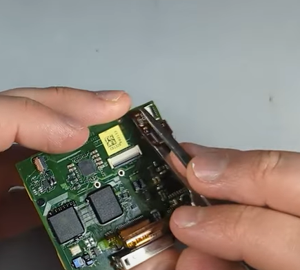 image 47 Modding the iPod Classic 7th Gen with a 5th Gen Front Plate, Bluetooth, and More