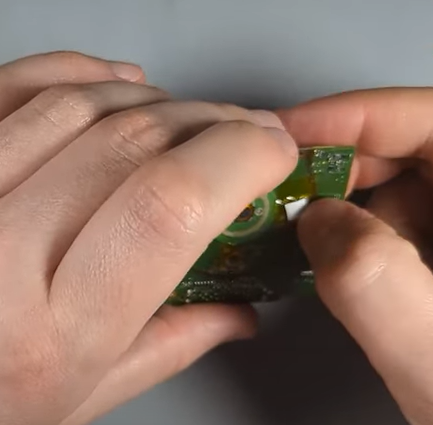 image 49 Modding the iPod Classic 7th Gen with a 5th Gen Front Plate, Bluetooth, and More